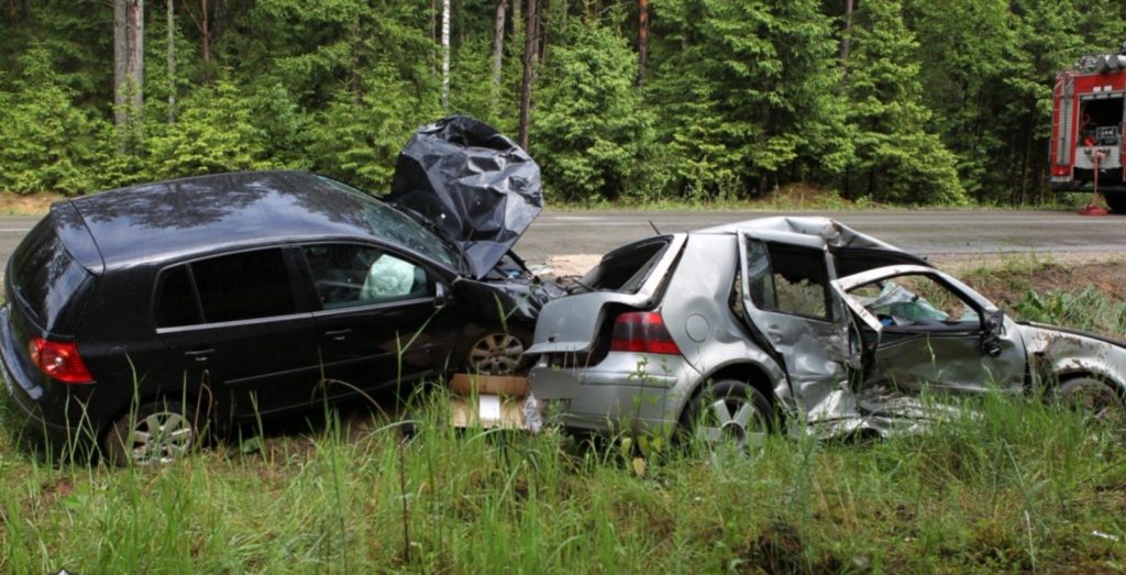 Manevrai eismo juostose