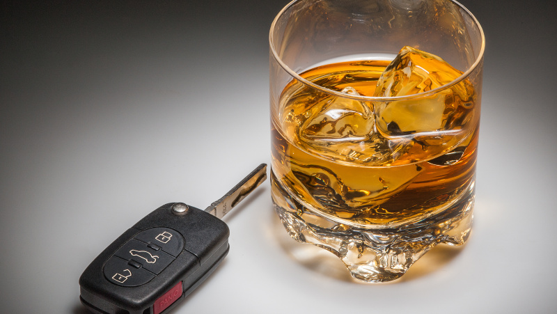 Ką daryti pastebėjus neblaivų vairuotoją?