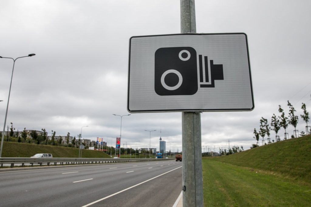 Daugės greičio matuoklių