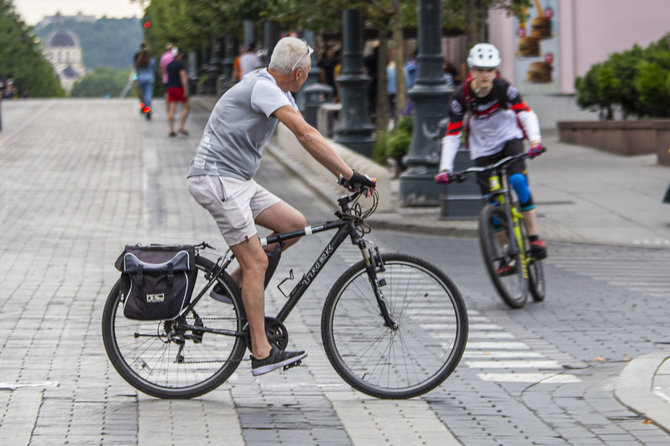 Kaip važiuoti dviračiu?