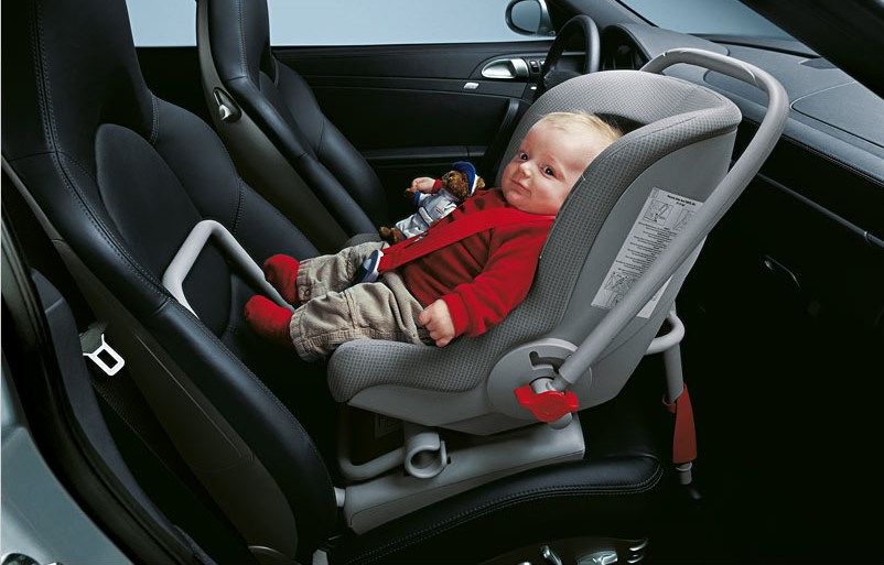 Rekomendacija dėl vaiko vežimo automobiliu
