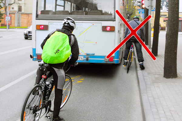 Lindimas tarp transporto priemonių su dviračiu