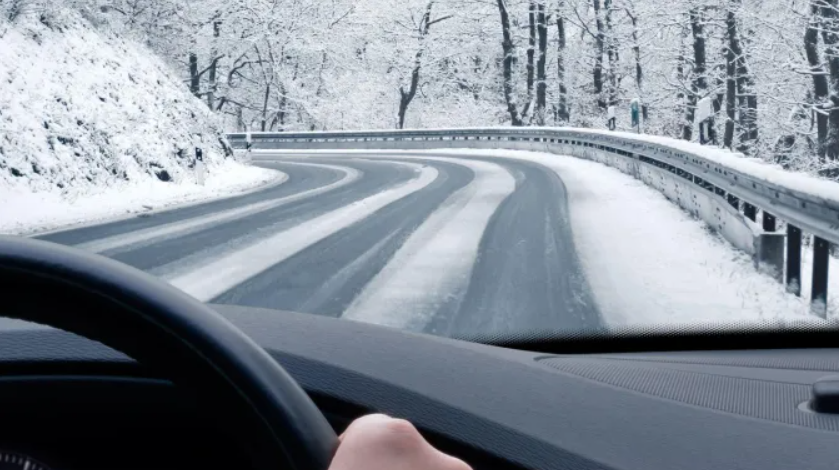 Lenkimo momentu reikia elgtis atsargiai