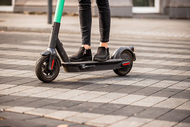 Elektrinė mikrojudumo priemonė 