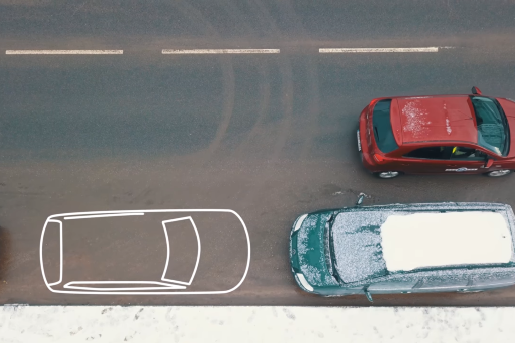 Kaip parkuotis lygiagrečiai?